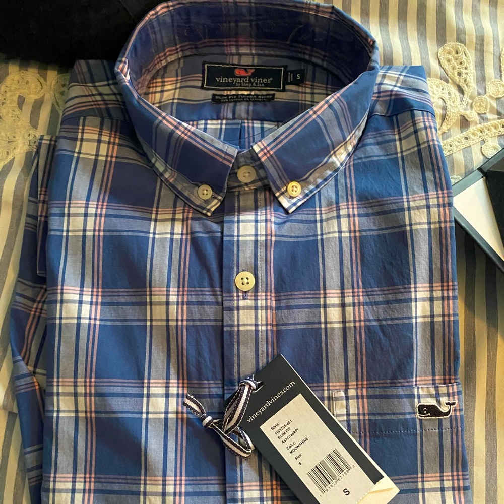 SALE!!!NWT Vineyard Vines Mens small/ slim fit plaid button down shirt